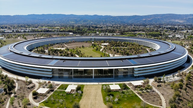 apple-decentralisation-from-silicon-valley